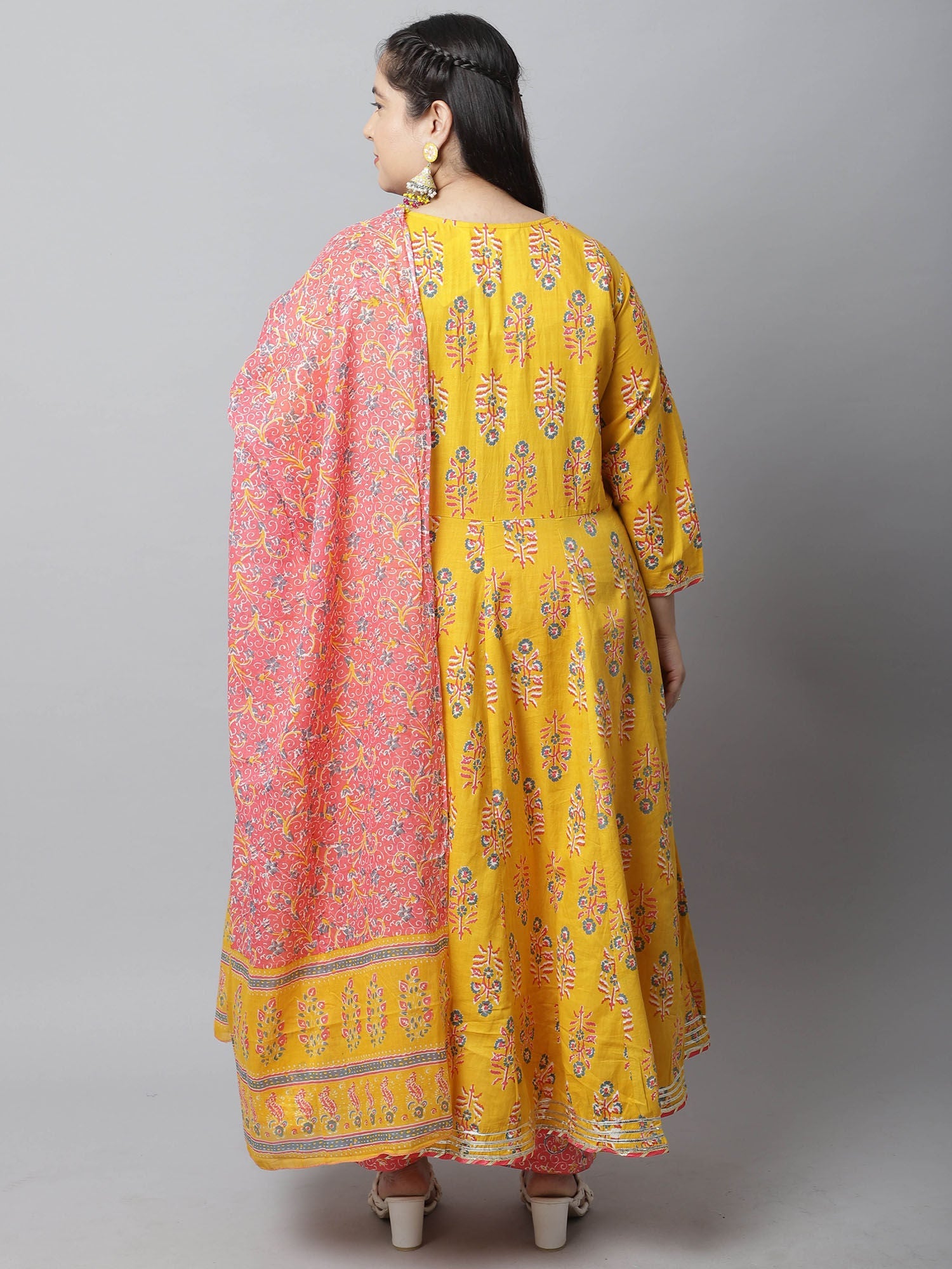 Women Cotton Printed Plus Size Kurta with Dupatta Yellow & Pink